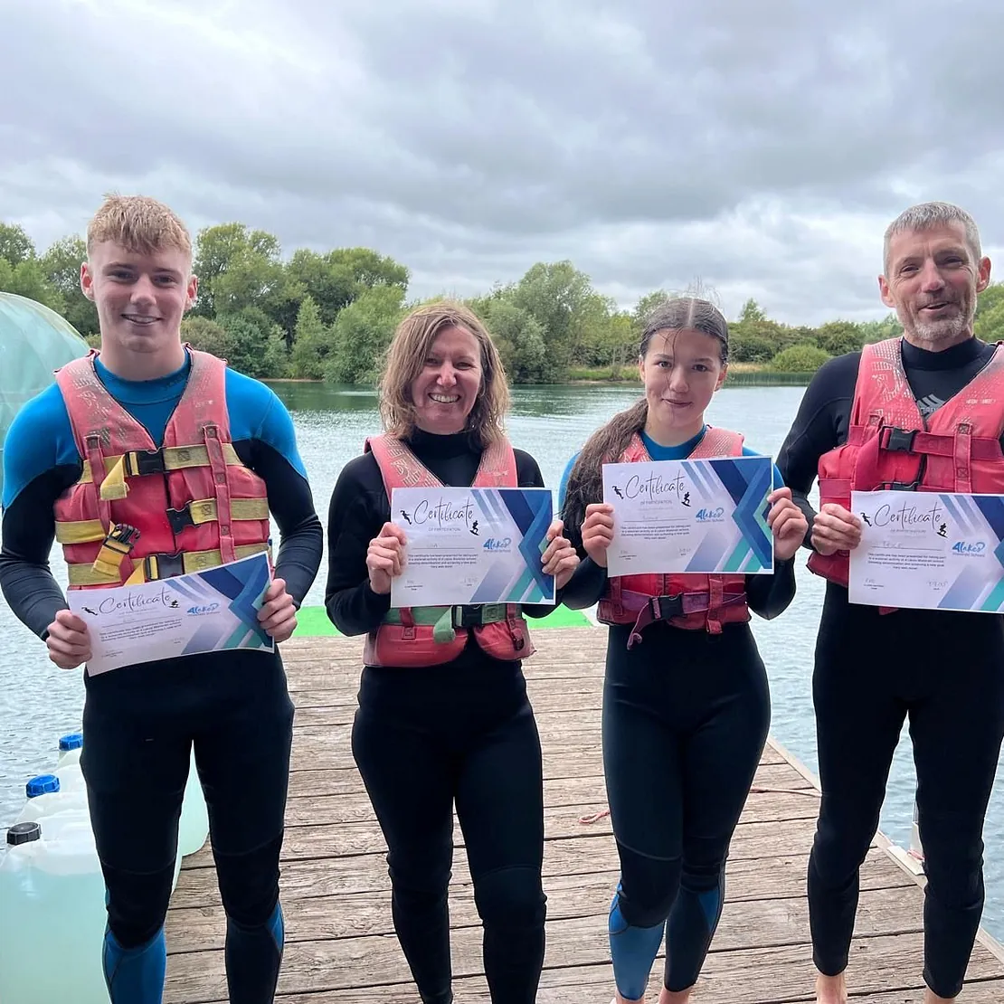 4 Lakes Waterski School - Watersports on the Cotswold Lakes