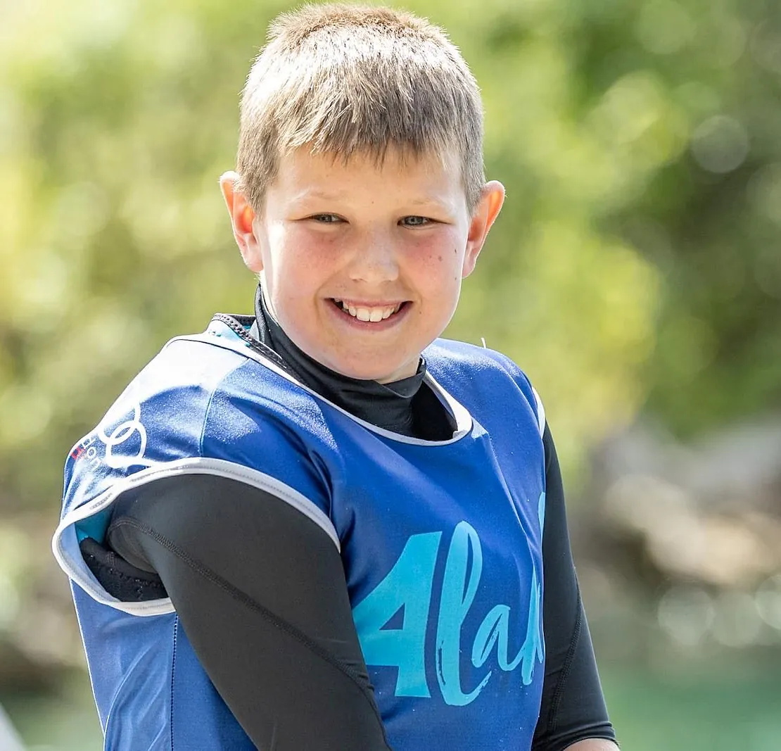 4 Lakes Waterski School - Watersports on the Cotswold Lakes