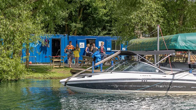 4 Lakes Waterski School boat