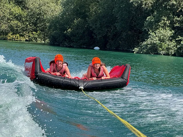 4 Lakes Waterski School - Watersports on the Cotswold Lakes