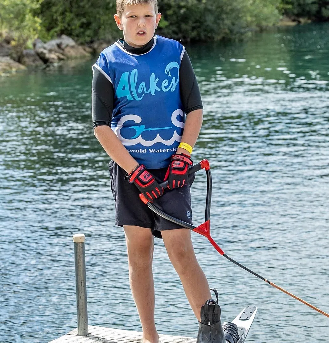 4 Lakes Waterski School - Watersports on the Cotswold Lakes