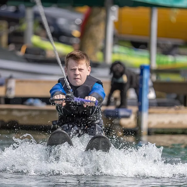 Waterskiing
