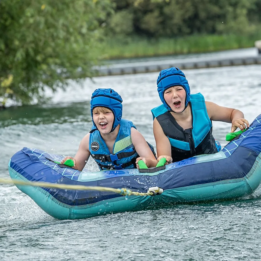 4 Lakes Waterski School - Watersports on the Cotswold Lakes