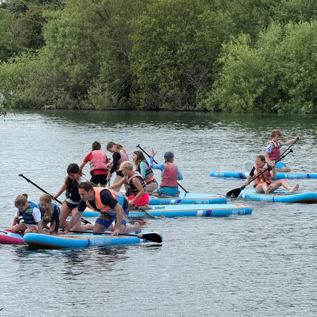 4 Lakes Waterski School - Watersports on the Cotswold Lakes