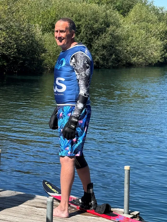 4 Lakes Waterski School - Watersports on the Cotswold Lakes