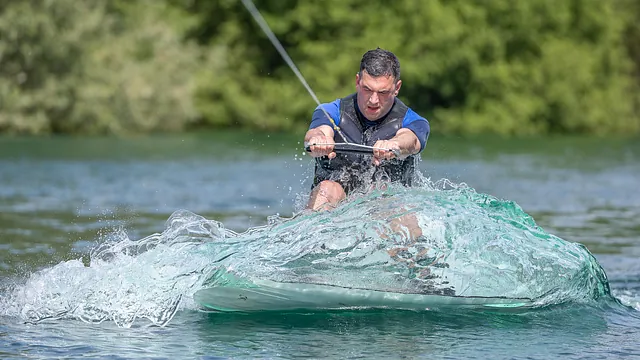 Wakeboarding on the Cotswold water park