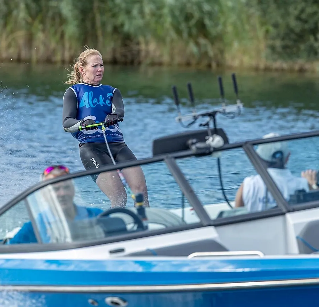 4 Lakes Waterski School - Watersports on the Cotswold Lakes