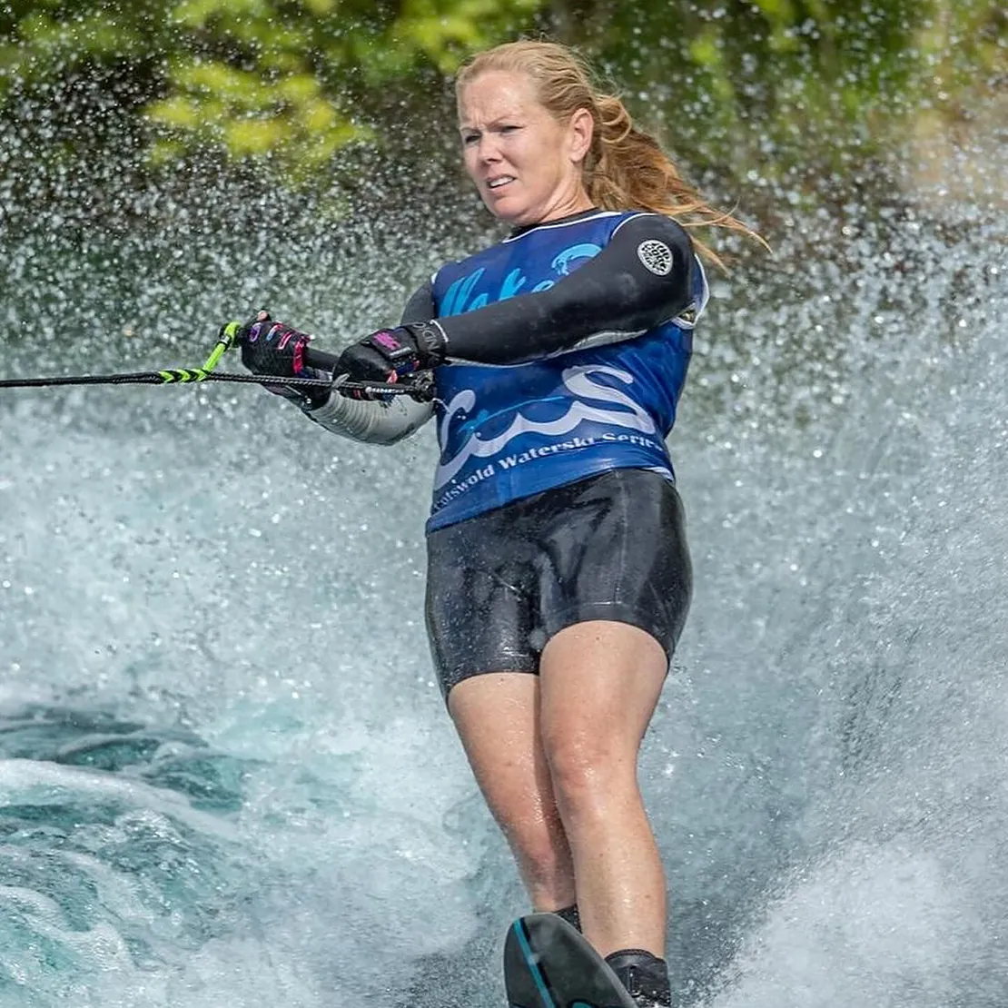 4 Lakes Waterski School - Watersports on the Cotswold Lakes