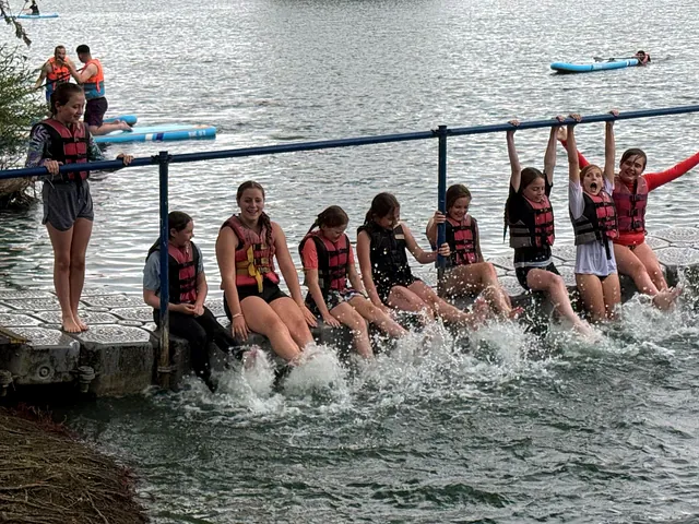4 Lakes Waterski School - Watersports on the Cotswold Lakes