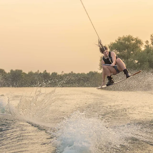wakeboarding